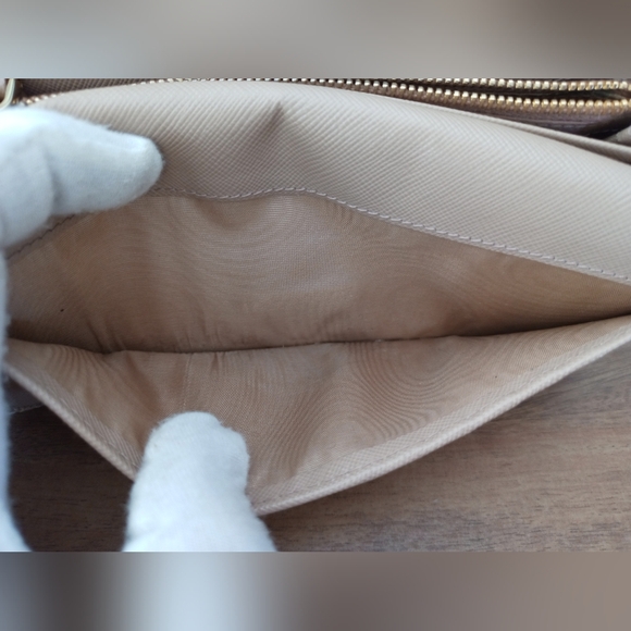 Authentic Prada Cammeo Saffiano Continental Wallet on Chain - Picture 8 of 8